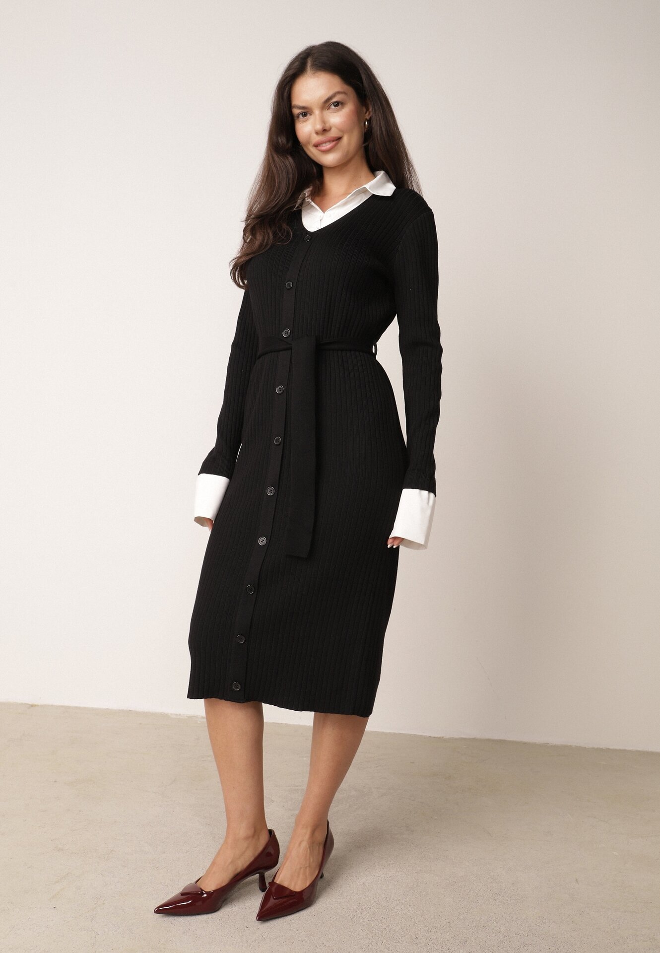 elsa.m by may Rochie tip pulover din viscoză cu imitație de cămașă dedesubt și curea Leiga Neagră