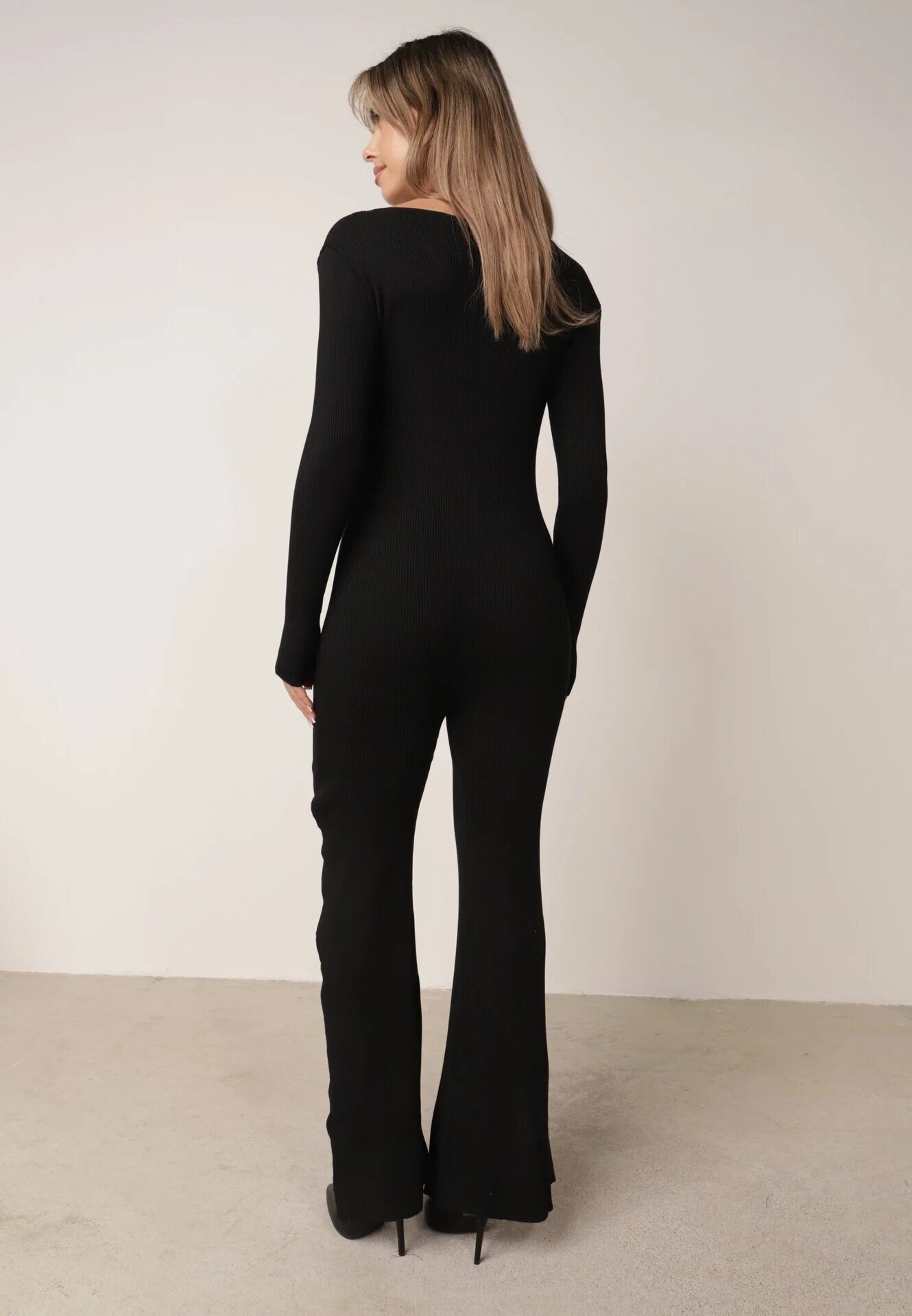 elsa.m by may Salopetă neagră din viscoză Bodycon cu striații și fermoar Alnorema