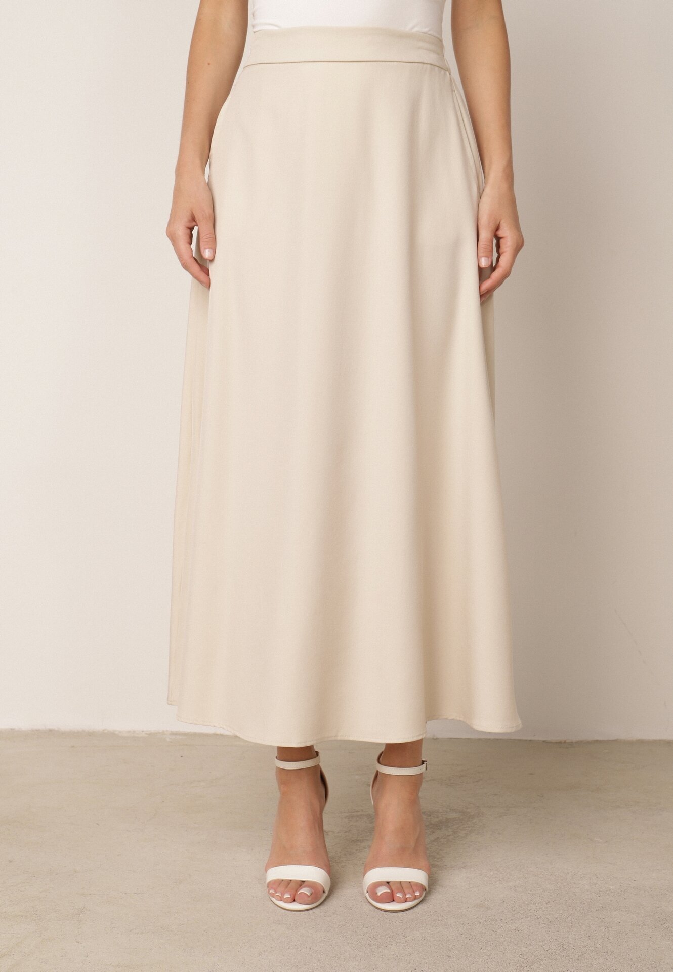 elsa.m by may Set elegant în stil de costum cu fustă trapez lungă și vestă cu guler și curea Pentha Bej deschis