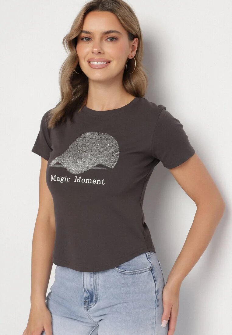 emt Tricou Gri închis din bumbac cu imprimeu de șapcă și cu zirconii