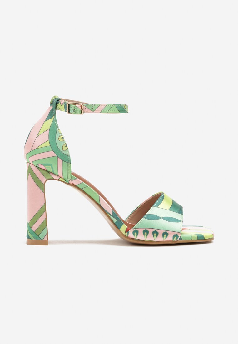 fashion belle Sandale verzi cu toc gros decorate cu model abstract Gavineas