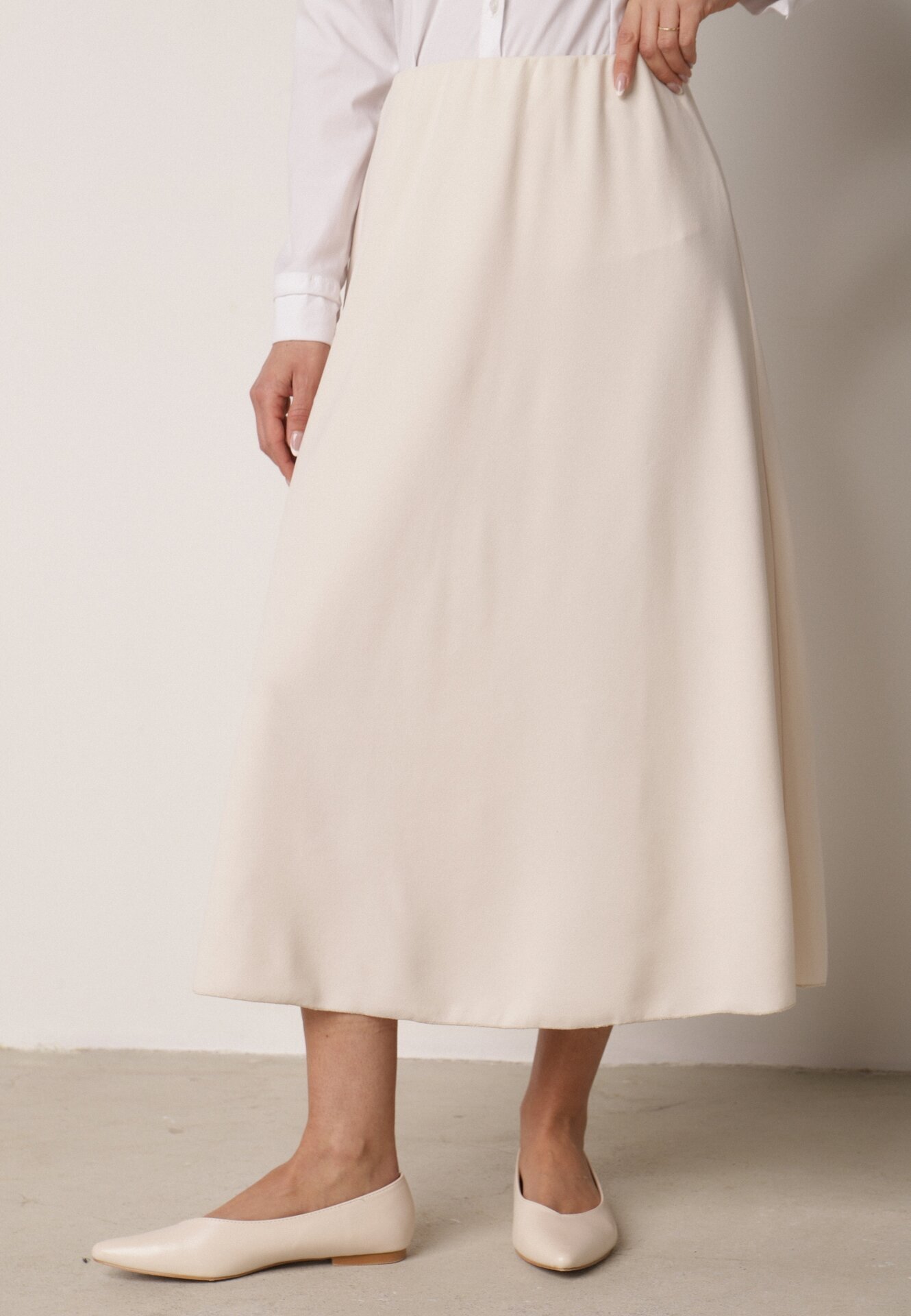 fashion station Fustă bej deschis clasică midi cloș Verettia