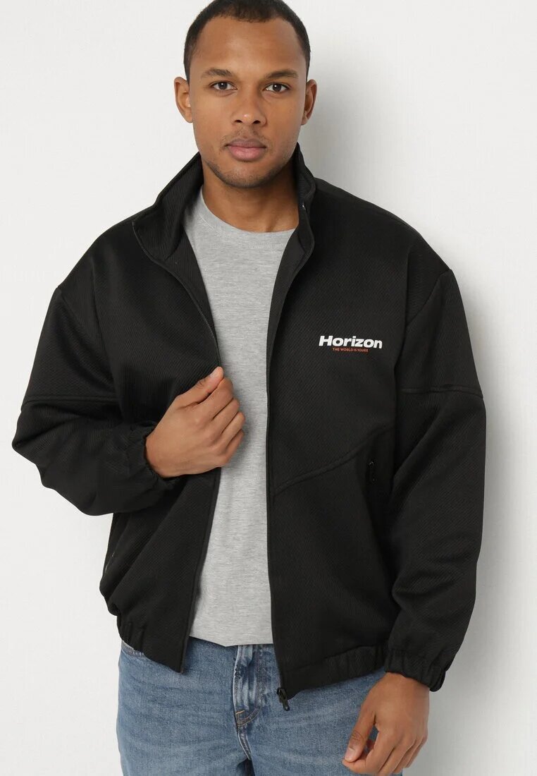  Geacă Neagră Decorată cu Scris Fonilia