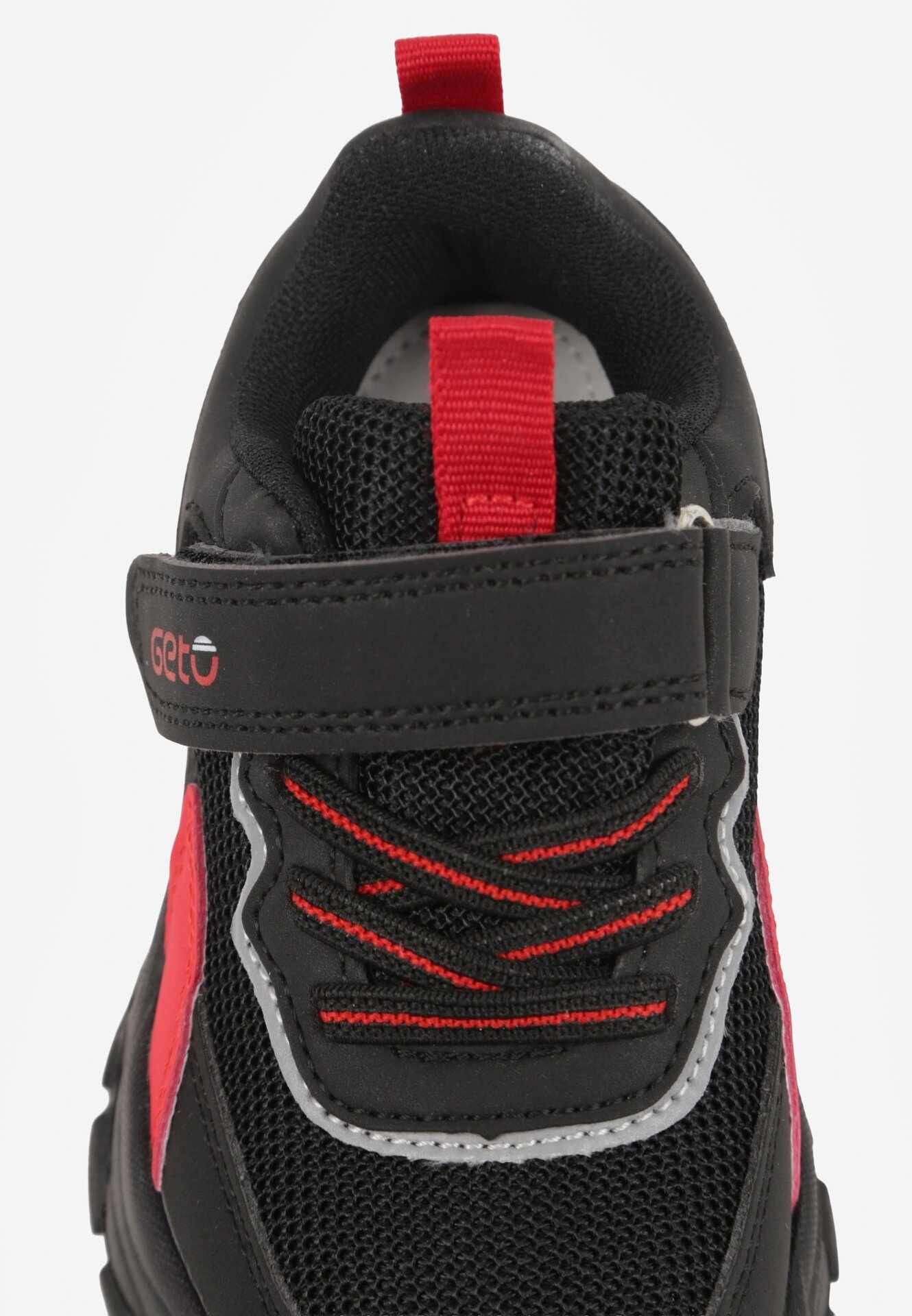 gelteo Pantofi Sport Adidași Negru-Roșii cu Scris și Model Geometric Basolea
