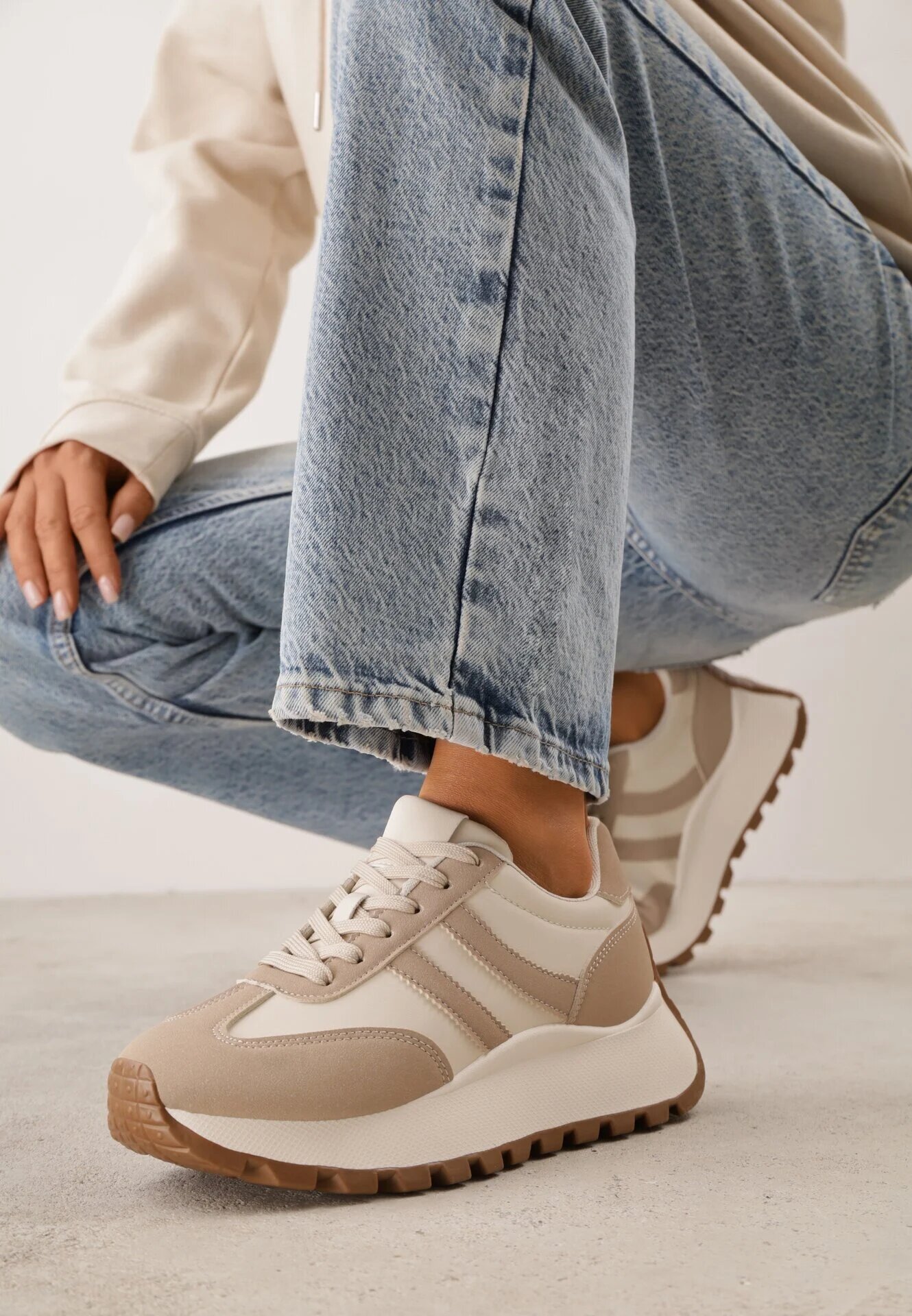 givana Sneakers groase cu talpă groasă și barete decorative Diki Bej închis