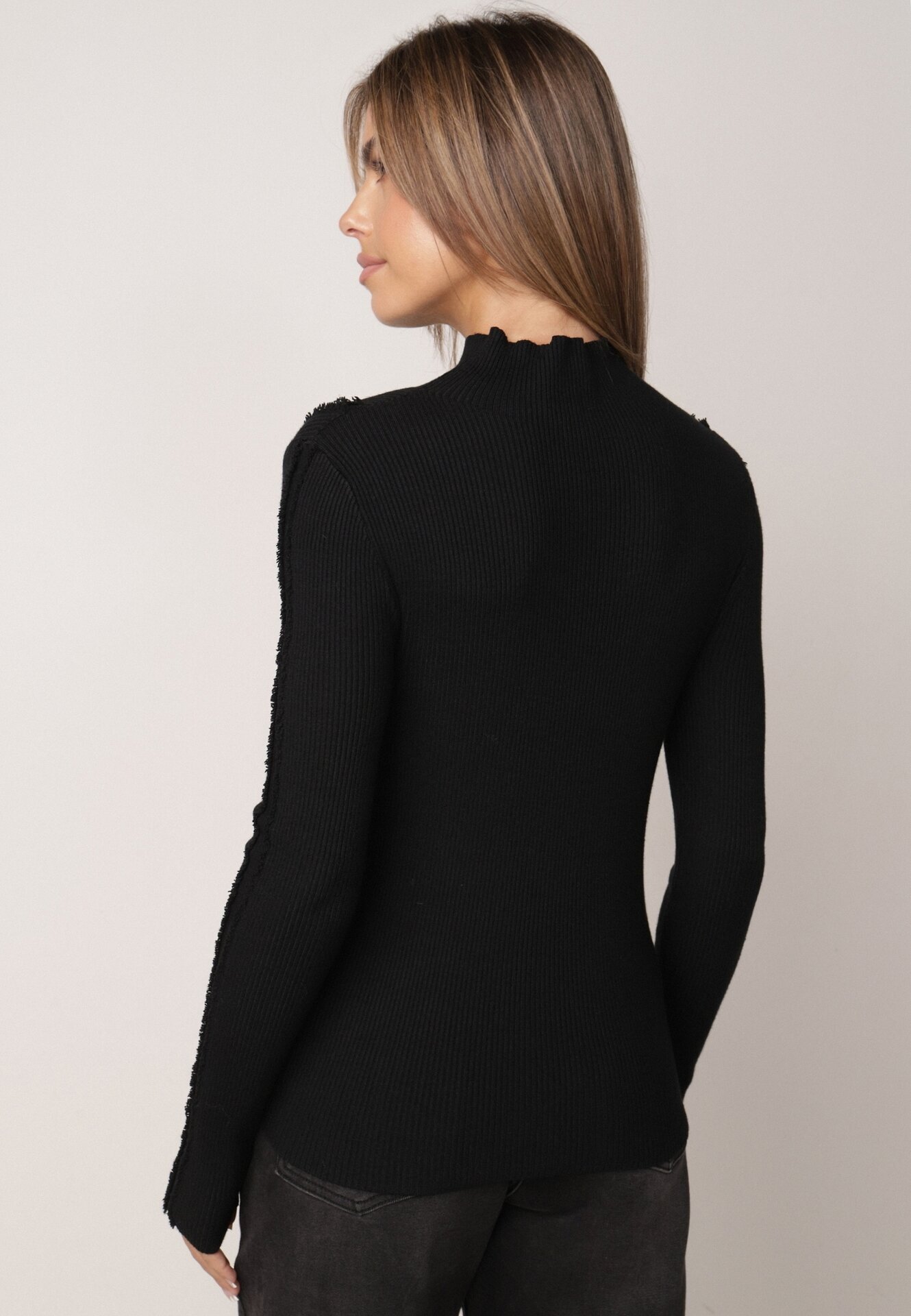 glo-story Asortat cu guler înalt din tricot ribat cu cusături decorative Moonia Negru
