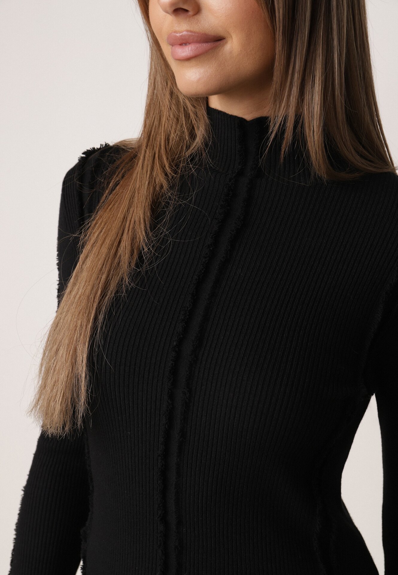 glo-story Asortat cu guler înalt din tricot ribat cu cusături decorative Moonia Negru