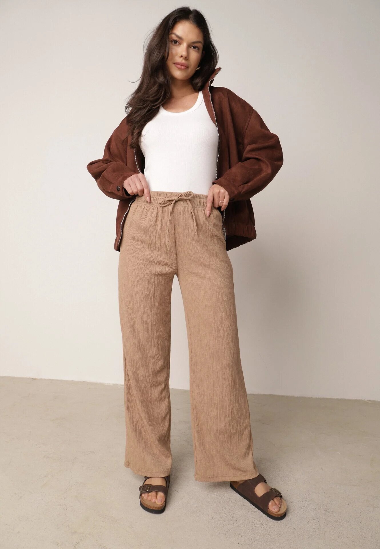 glo-story Pantaloni Bej