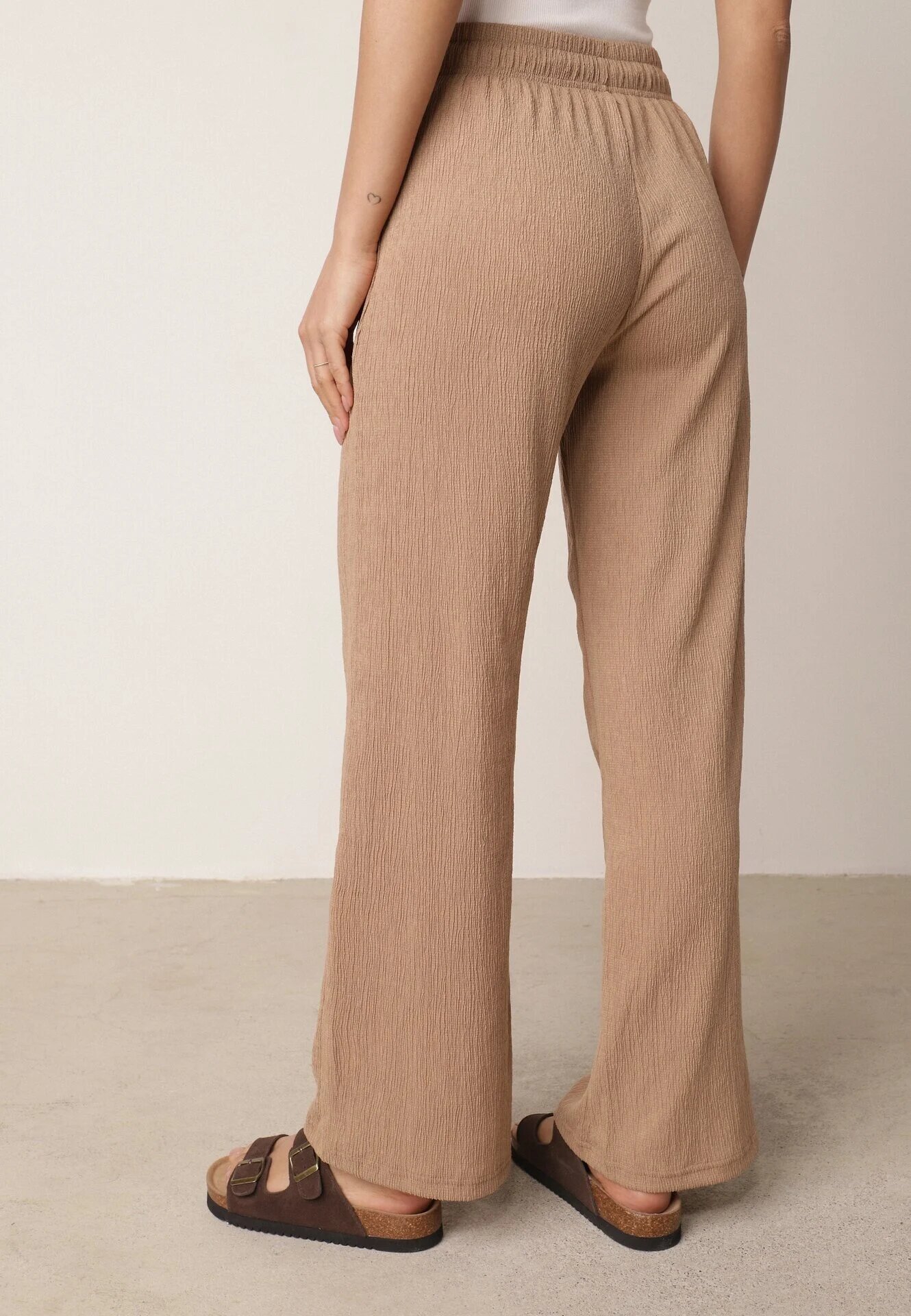 glo-story Pantaloni Bej
