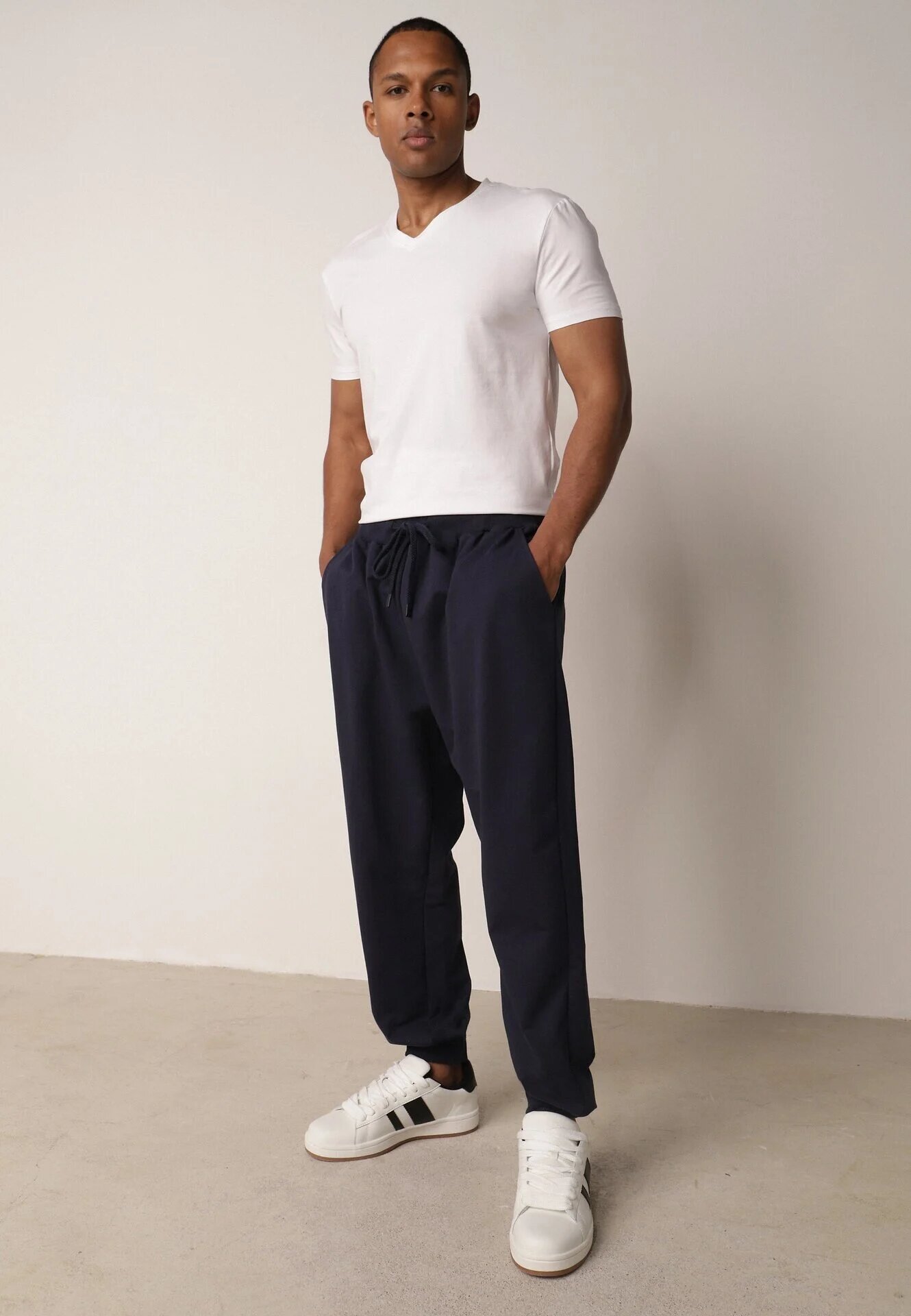 glo-story Pantaloni Bleumarin