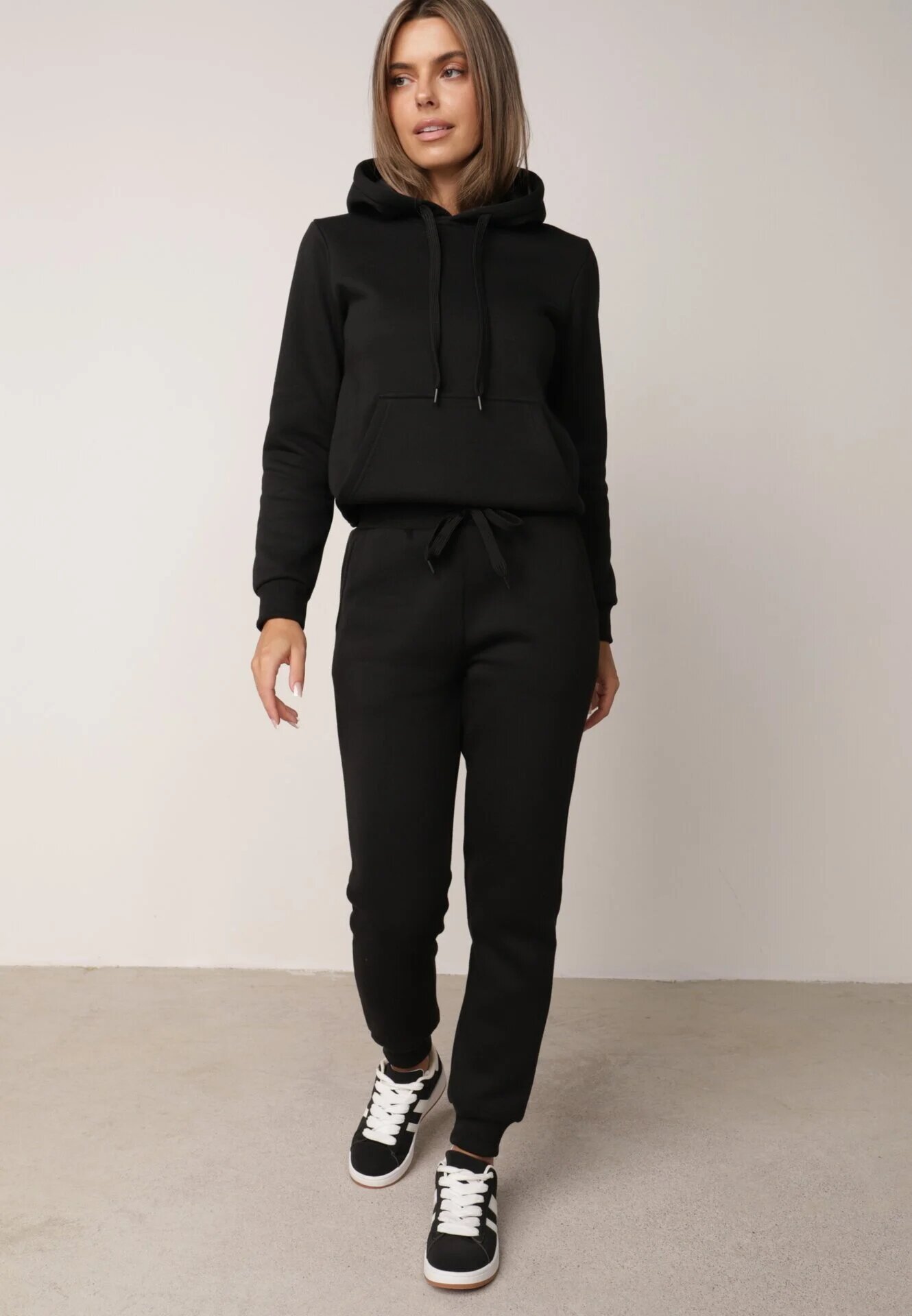 glo-story Pantaloni de trening izolați cu bumbac tip jogger cu manșete Obsida Negri