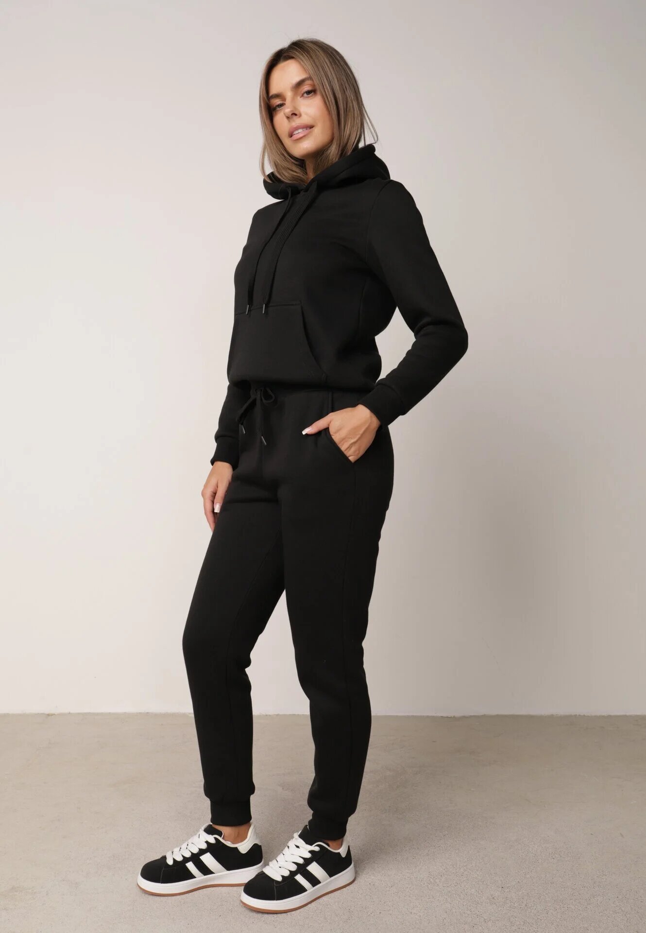 glo-story Pantaloni de trening izolați cu bumbac tip jogger cu manșete Obsida Negri