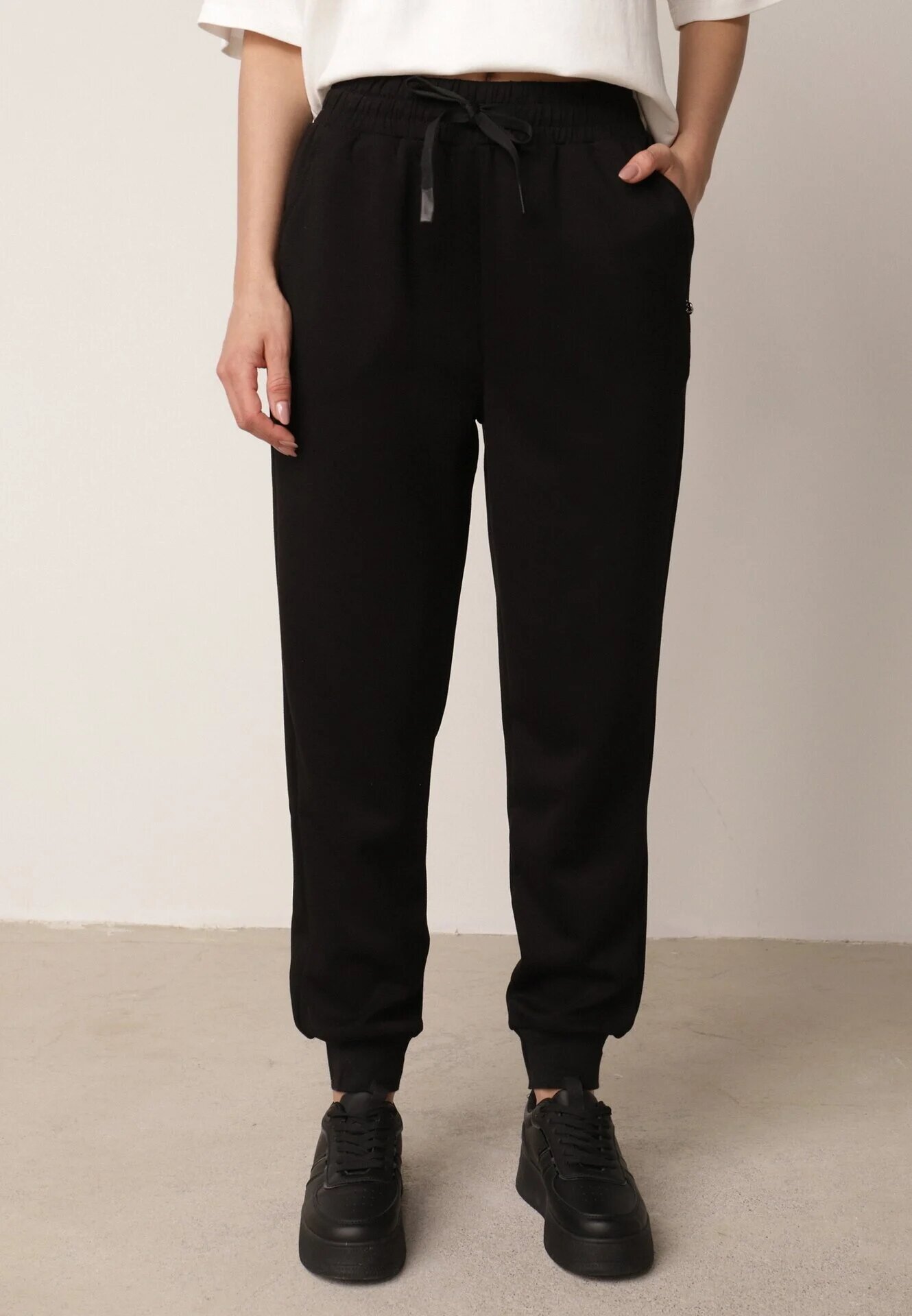 glo-story Pantaloni Negri