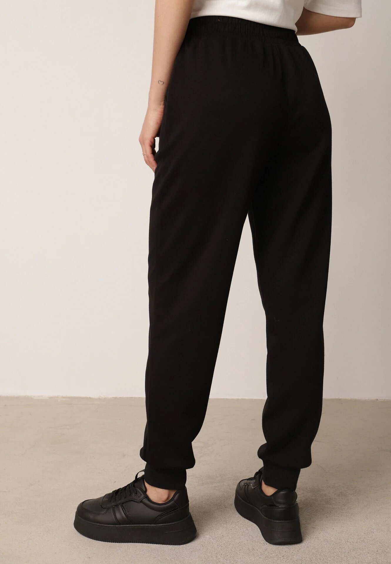 glo-story Pantaloni Negri