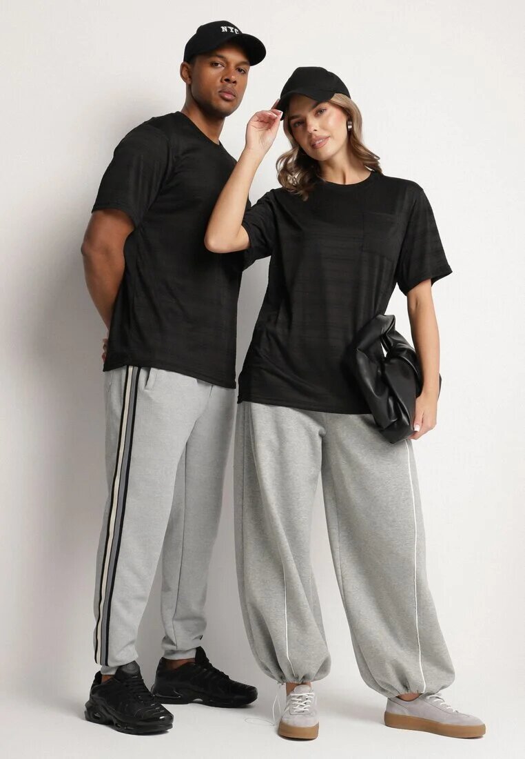 glo-story Tricou Negru cu Croială Clasică cu Buzunar Mairalissa