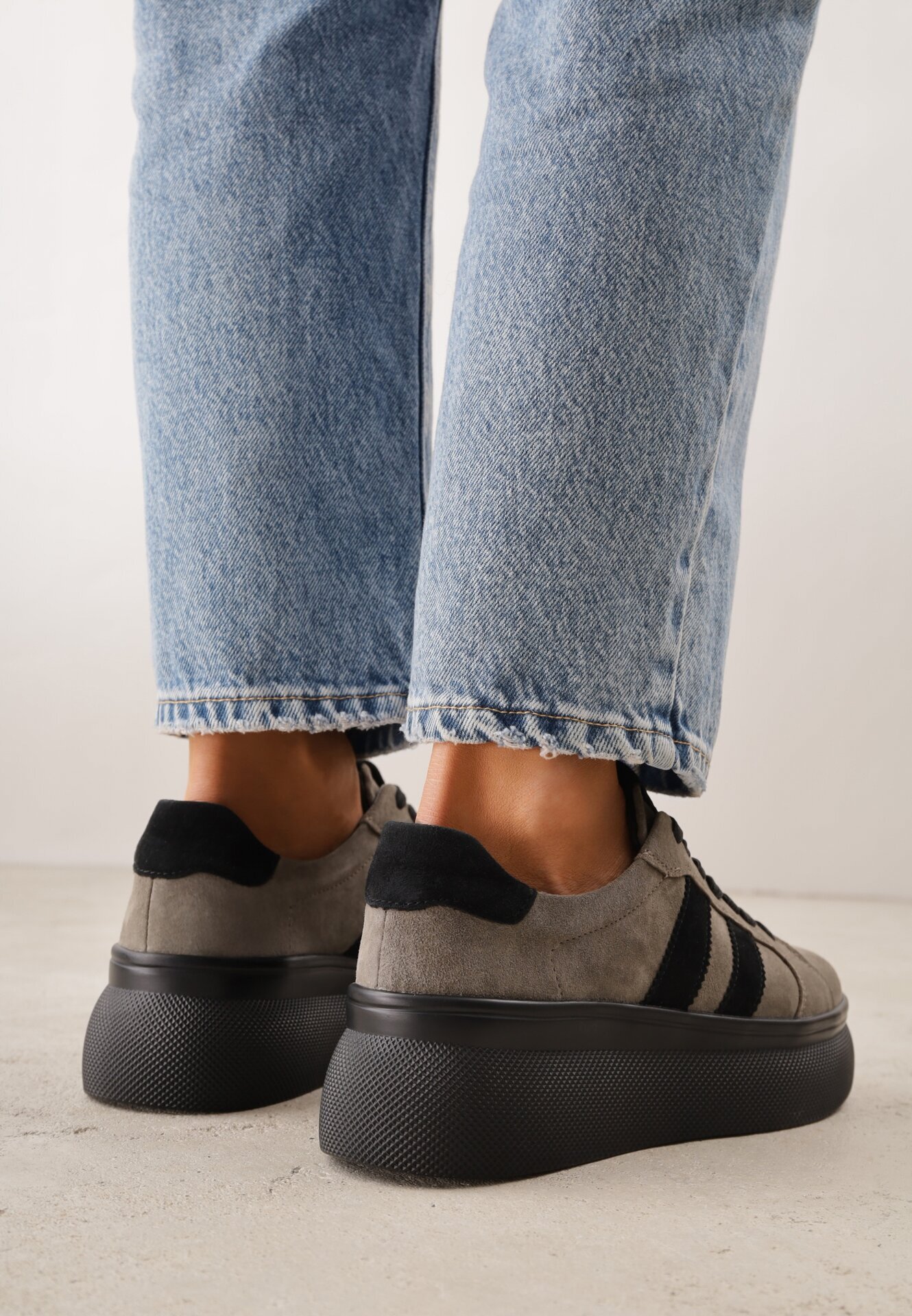 goodin Adidași bej închis din piele întoarsă naturală cu talpă groasă Tesolva