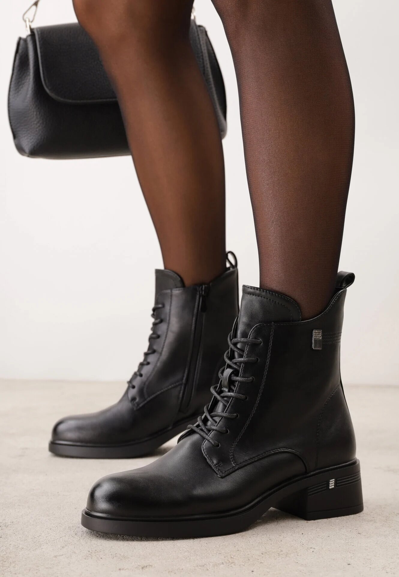 goodin Ghete în stil worker cu strasuri Wlinare Negre