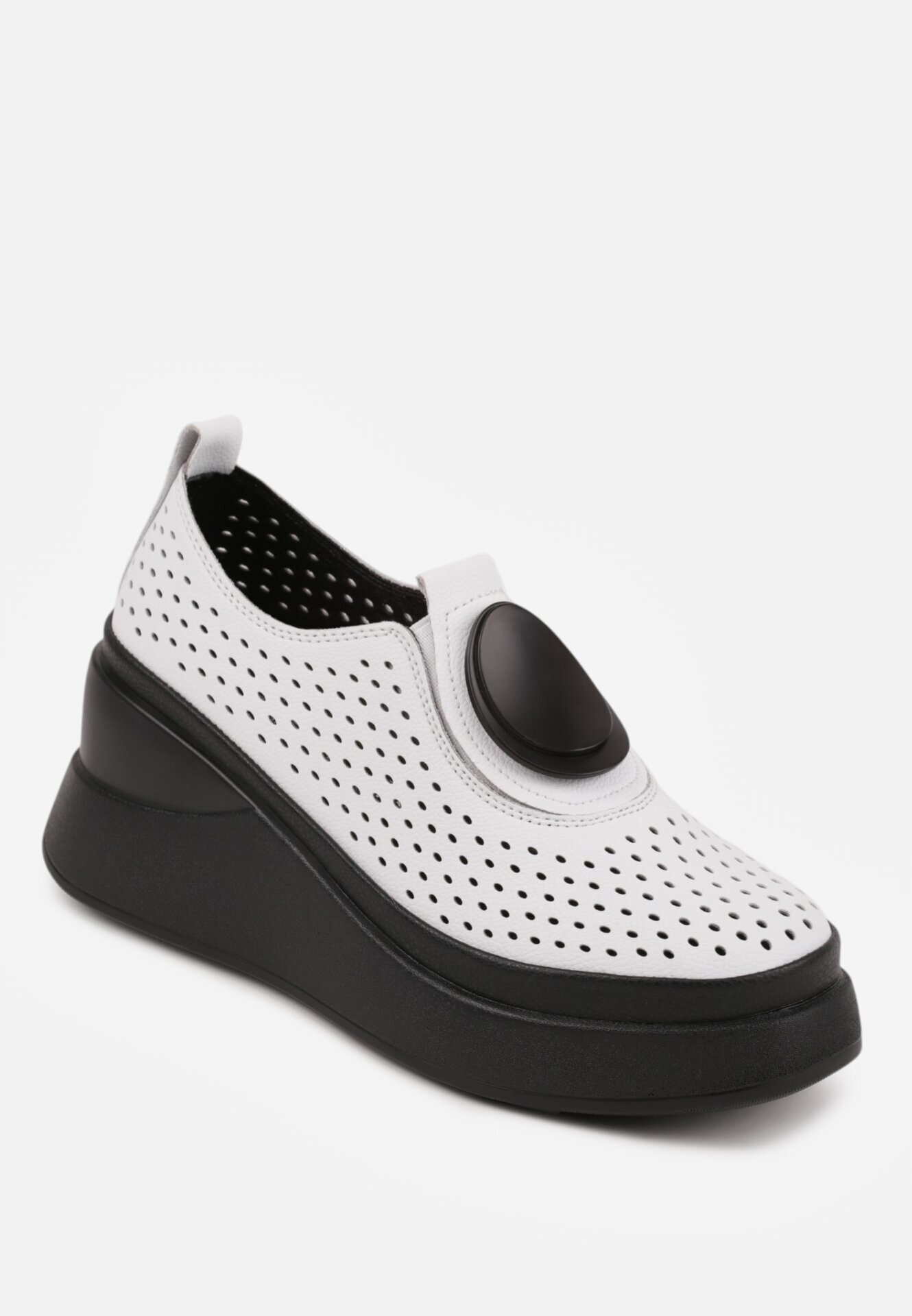 goodin Pantofi de piele albi cu talpă compensată și carâmb perforat Vondelle