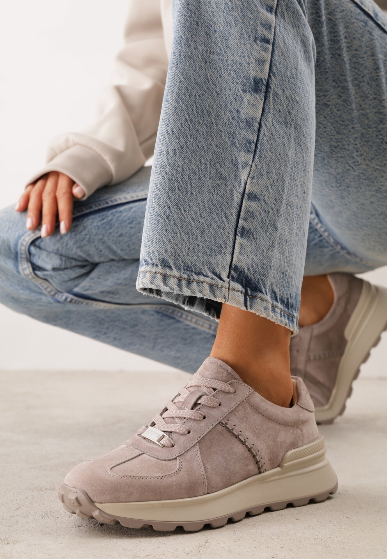 goodin Sneakers din piele întoarsă cu talpă groasă și profil Wesila Bej