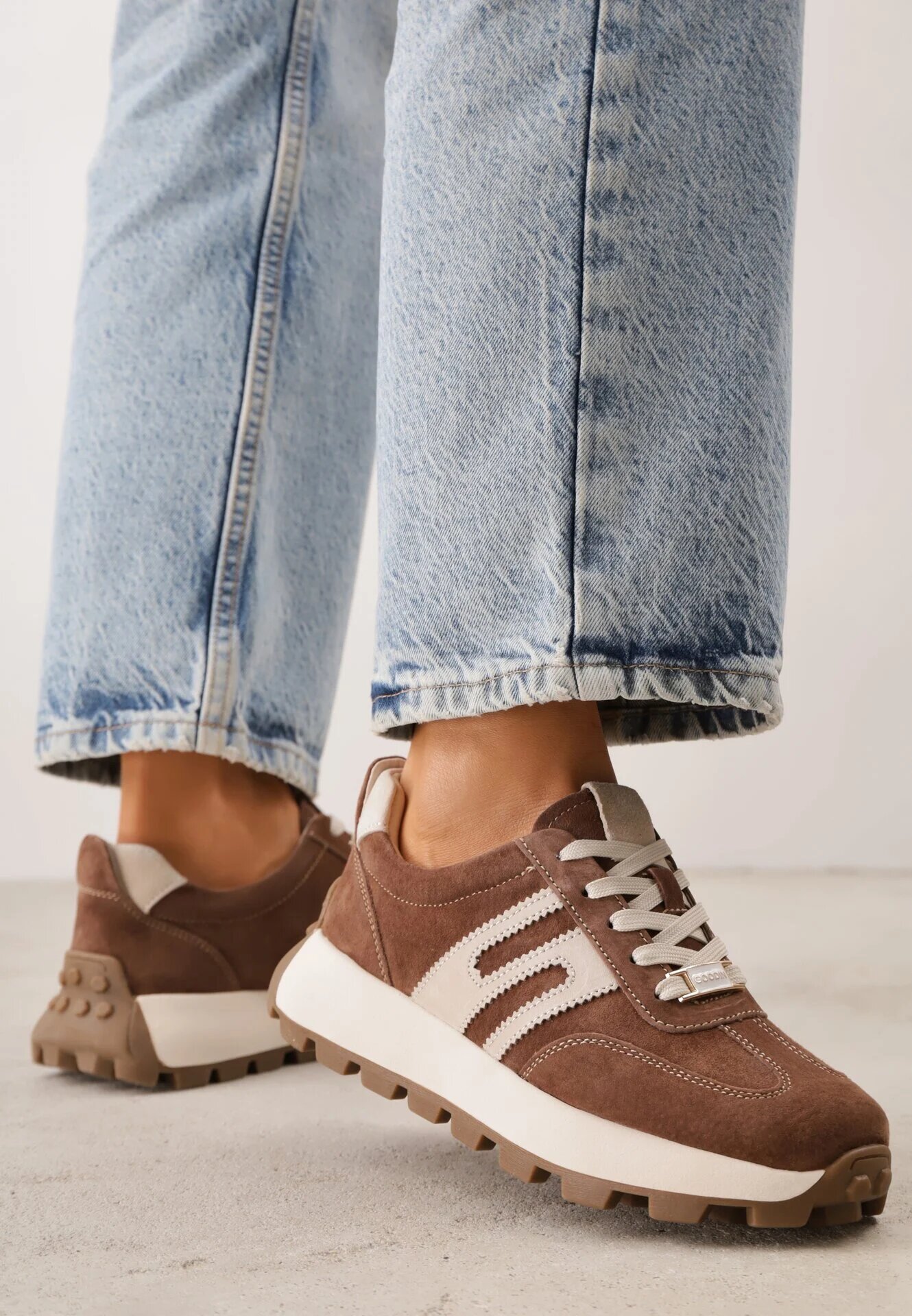 goodin Sneakers din piele întoarsă pe talpă groasă cu profil Viassoa Maro