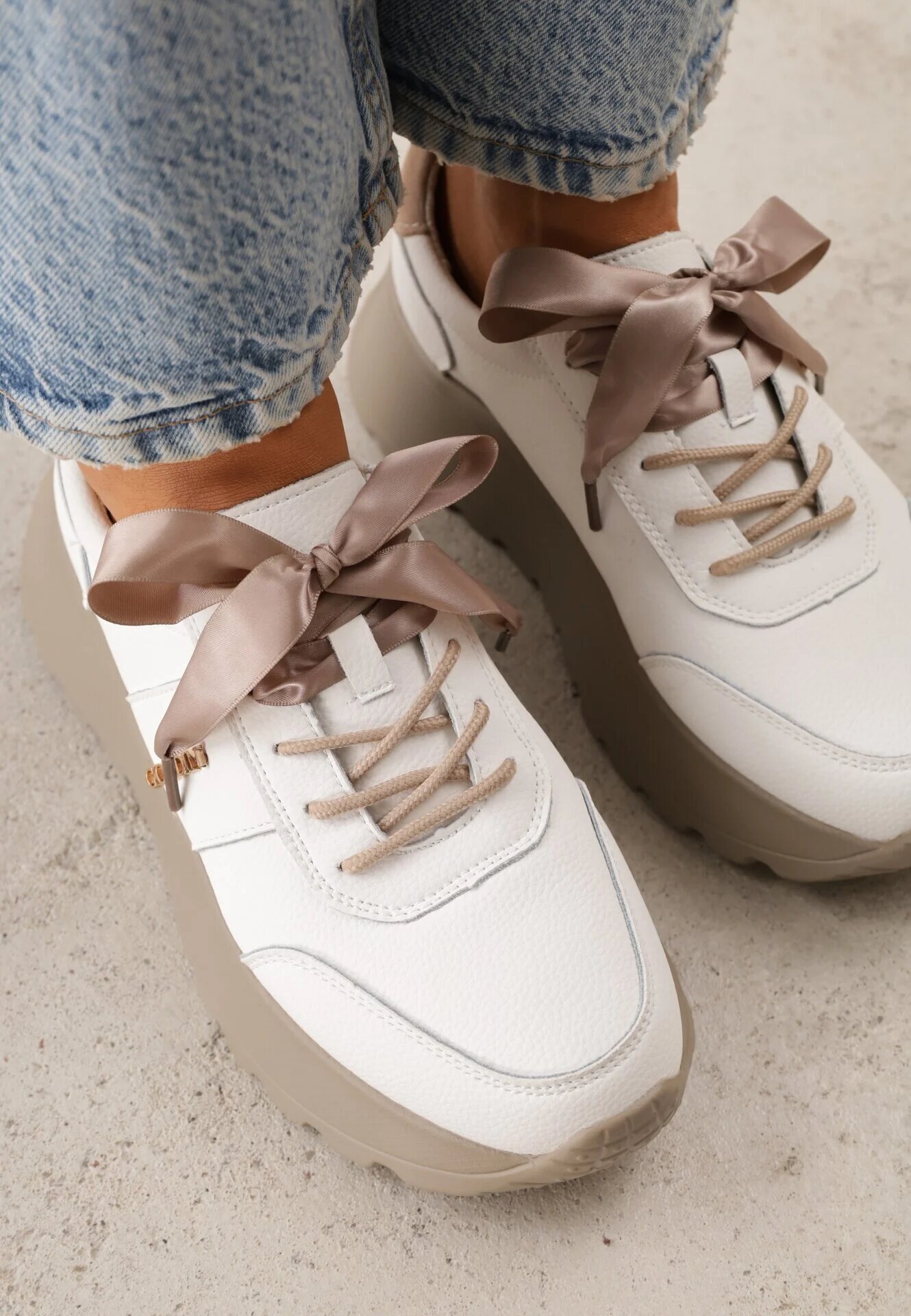 goodin Sneakers din piele pe platformă cu șireturi și panglici Giulitta Albi