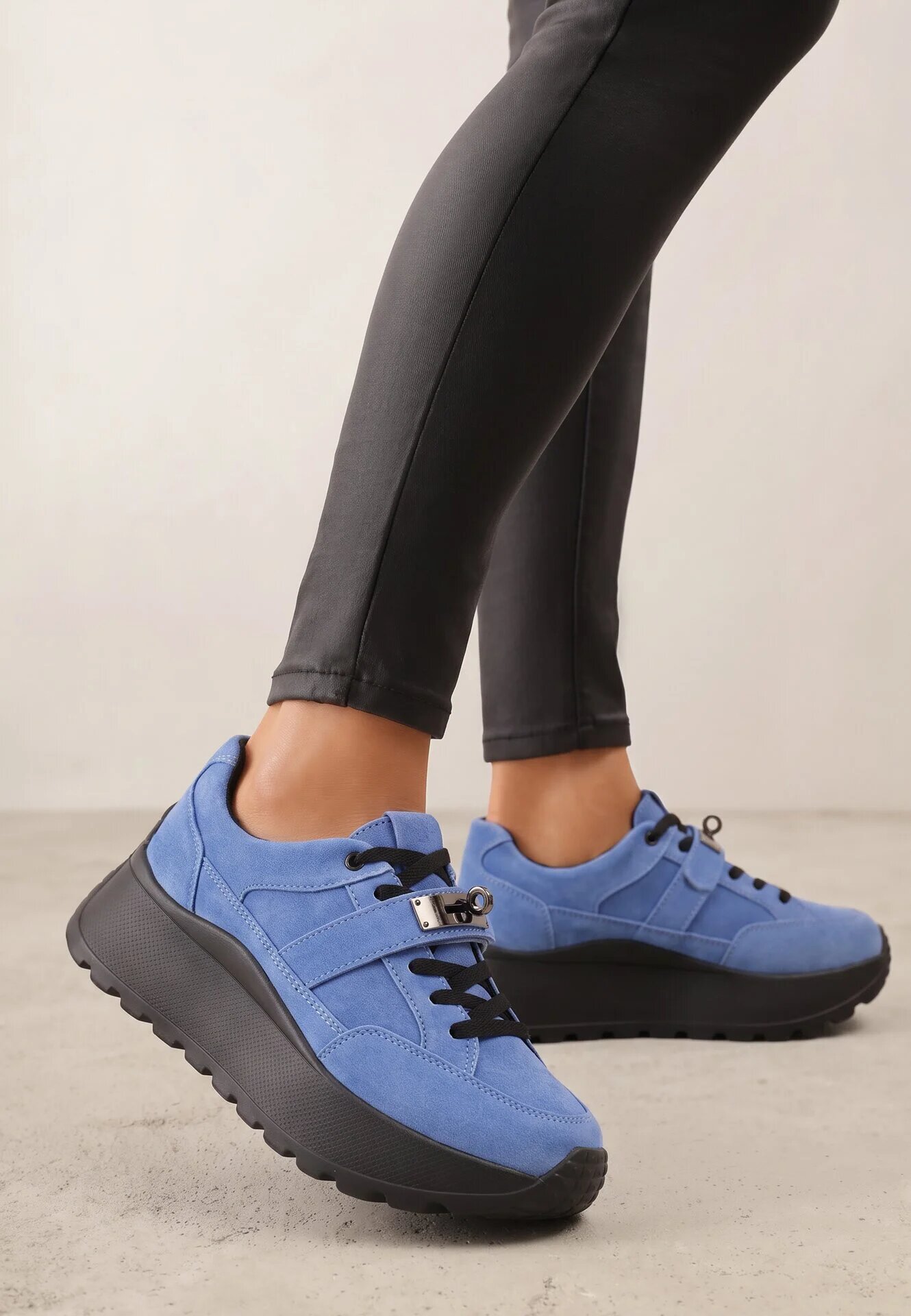 goodin Sneakers din piele pe talpă groasă cu curea și închidere metalică Cirmia Albaștri