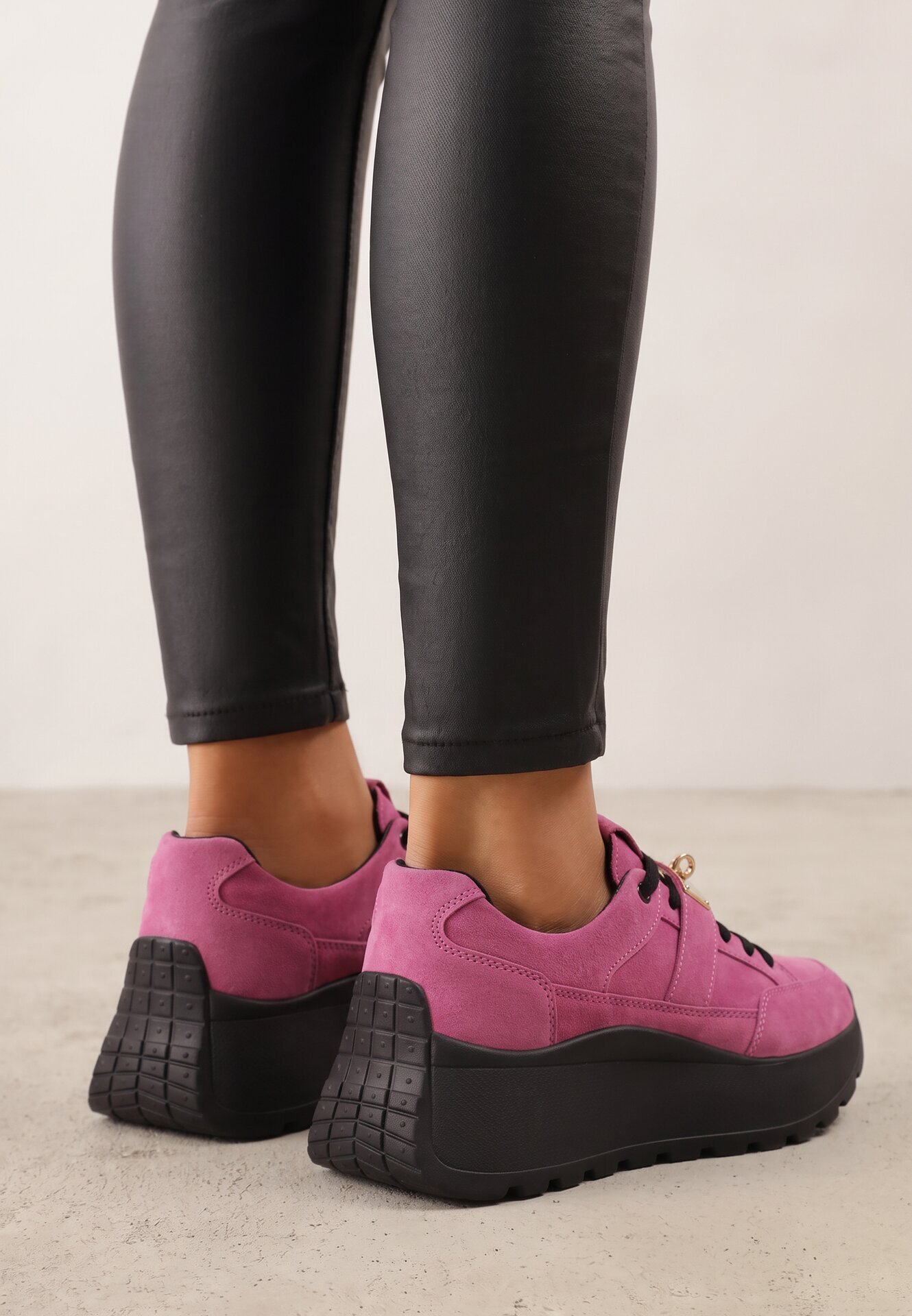 goodin Sneakers din piele pe talpă groasă cu curea și închidere metalică Cirmia Mov