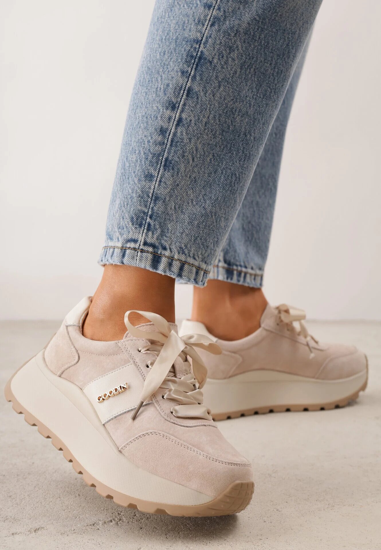 goodin Sneakers groase cu talpă groasă din piele întoarsă naturală și branț din piele Kanle Bej