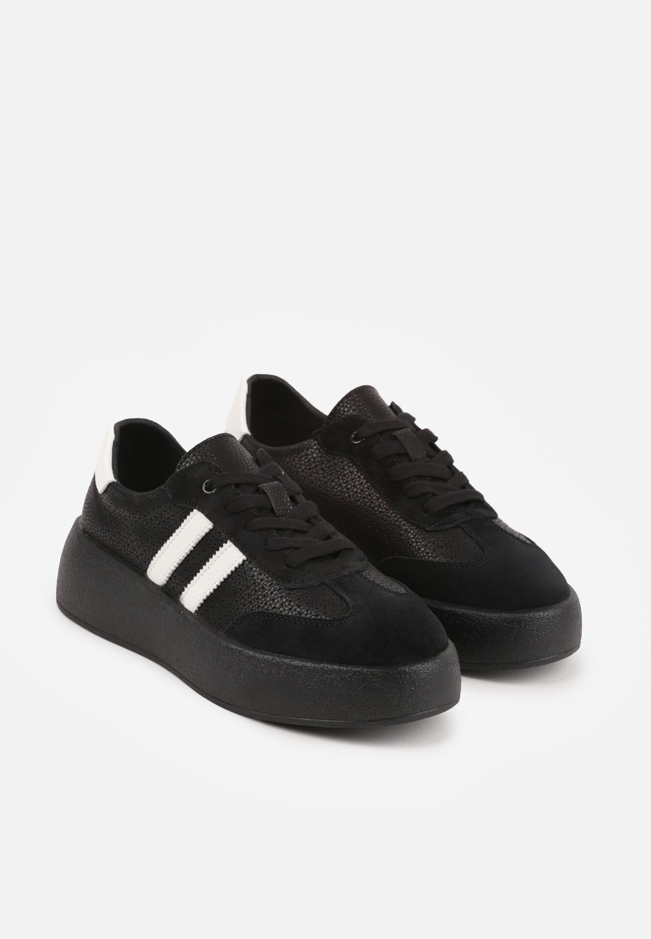 goodin Sneakers negri din piele pe talpă groasă decorați cu curele și perforații Wiefia