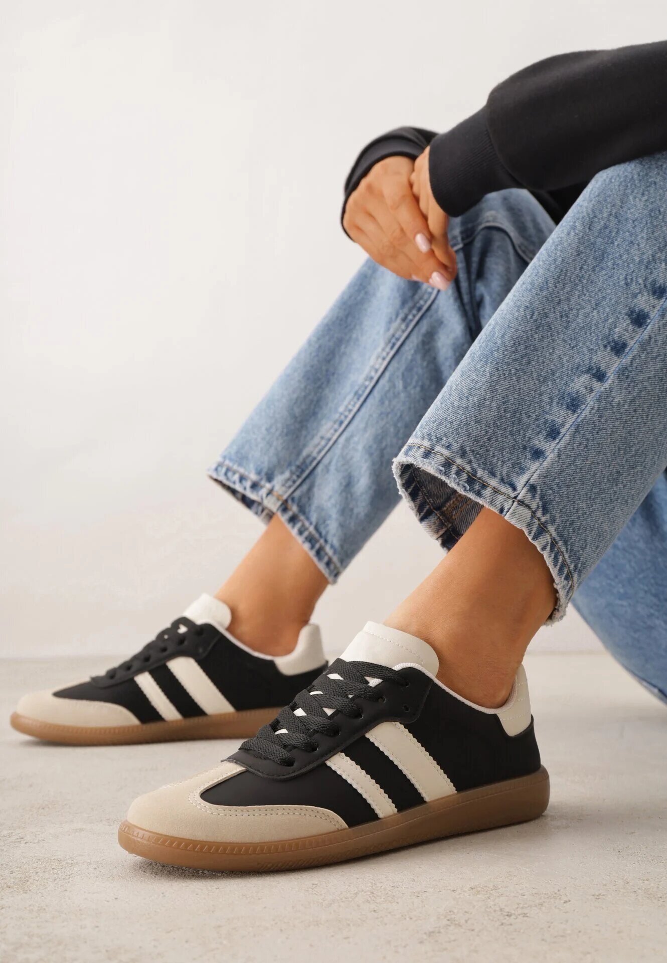 gowin Adidași Negru-Bej Plati Decorați cu Dungi Glaria