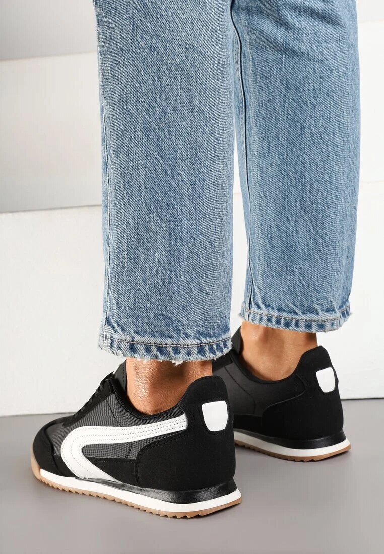 gowin Sneakers Negre în Stil Clasic Ellirianne