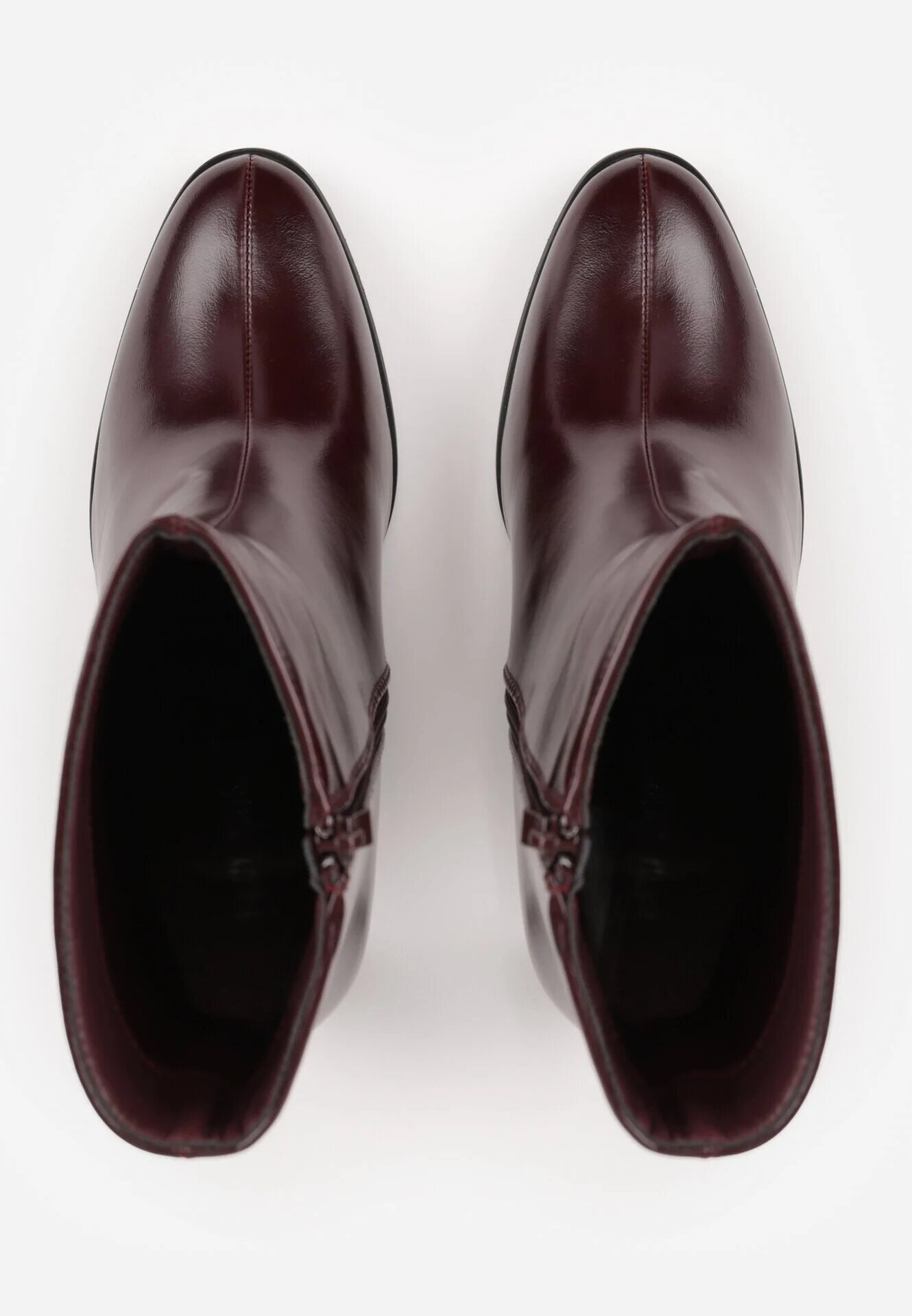 ideal Botine minimaliste cu toc subțire tip coloană Beatrii Bordo - Pled