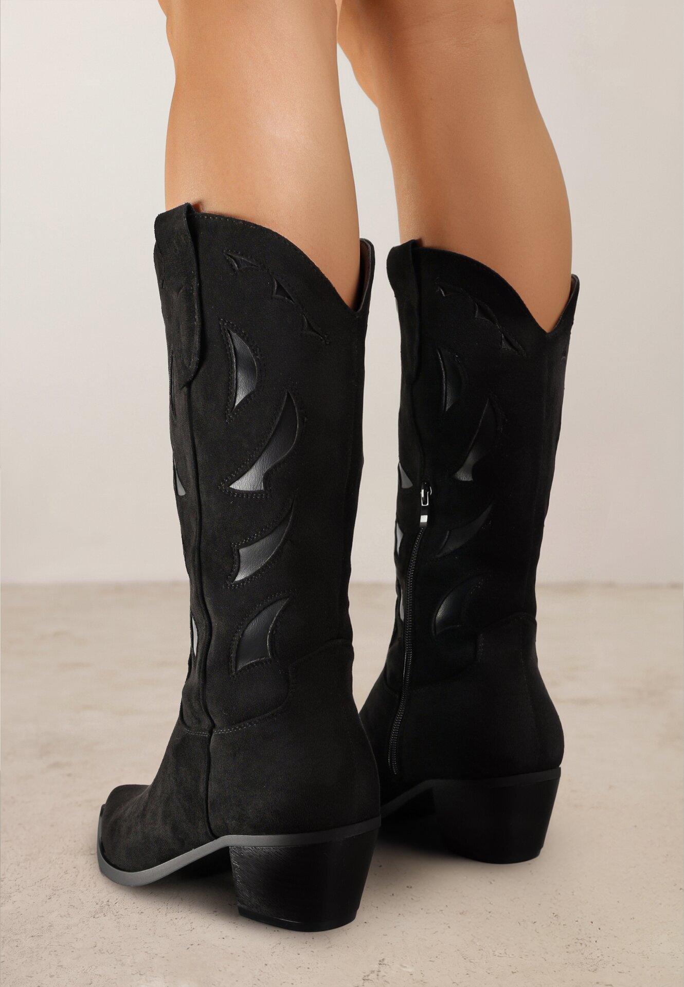 ideal Botine negre cowboy cu toc conic cu model geometric Lativia