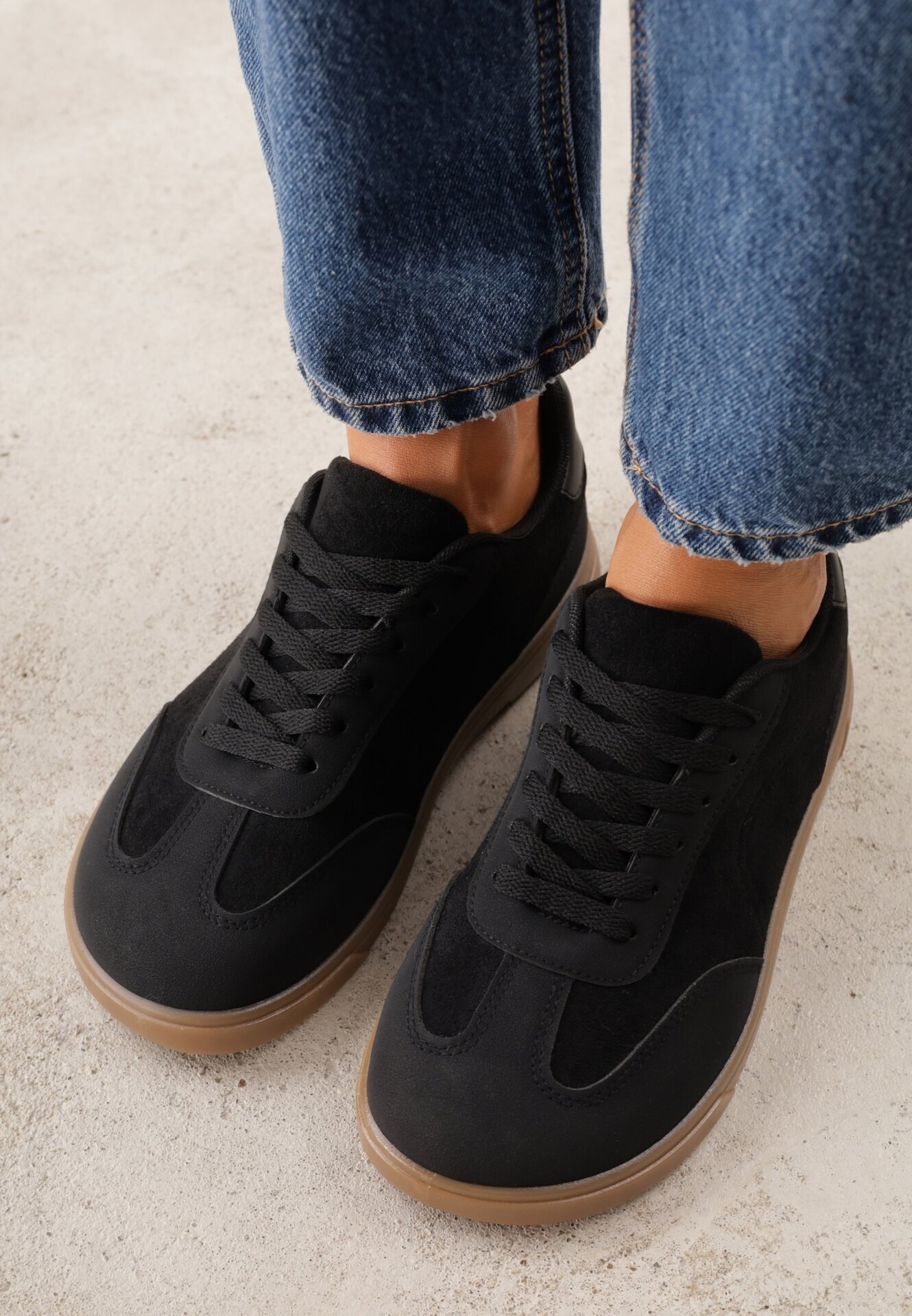 ideal Sneakers cu talpă de cauciuc și vârf larg Arlenia Negri