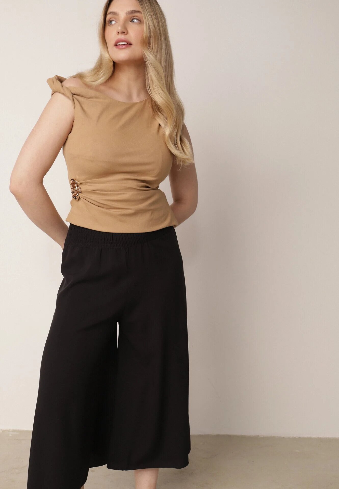 j.stars Pantaloni Negri Largi din Viscoză de Lungime 7/8 Inule