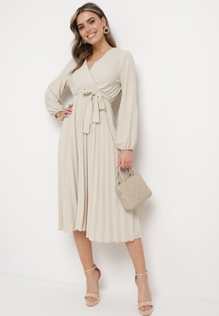 j studio Rochie Bej deschisă Mesyre