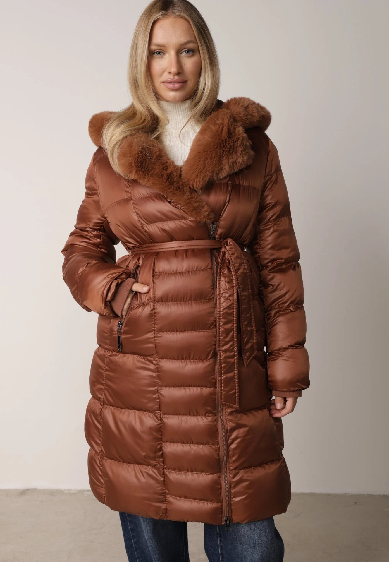 j.style Geacă Matlasată Maro sub Genunchi cu Blană Decorativă Velveti