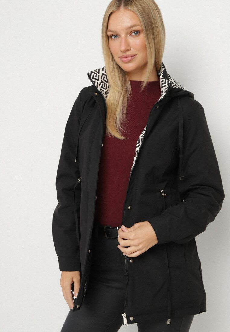 j.style Geacă neagră Parka cu glugă cu căptușeală decorativă Tiolara