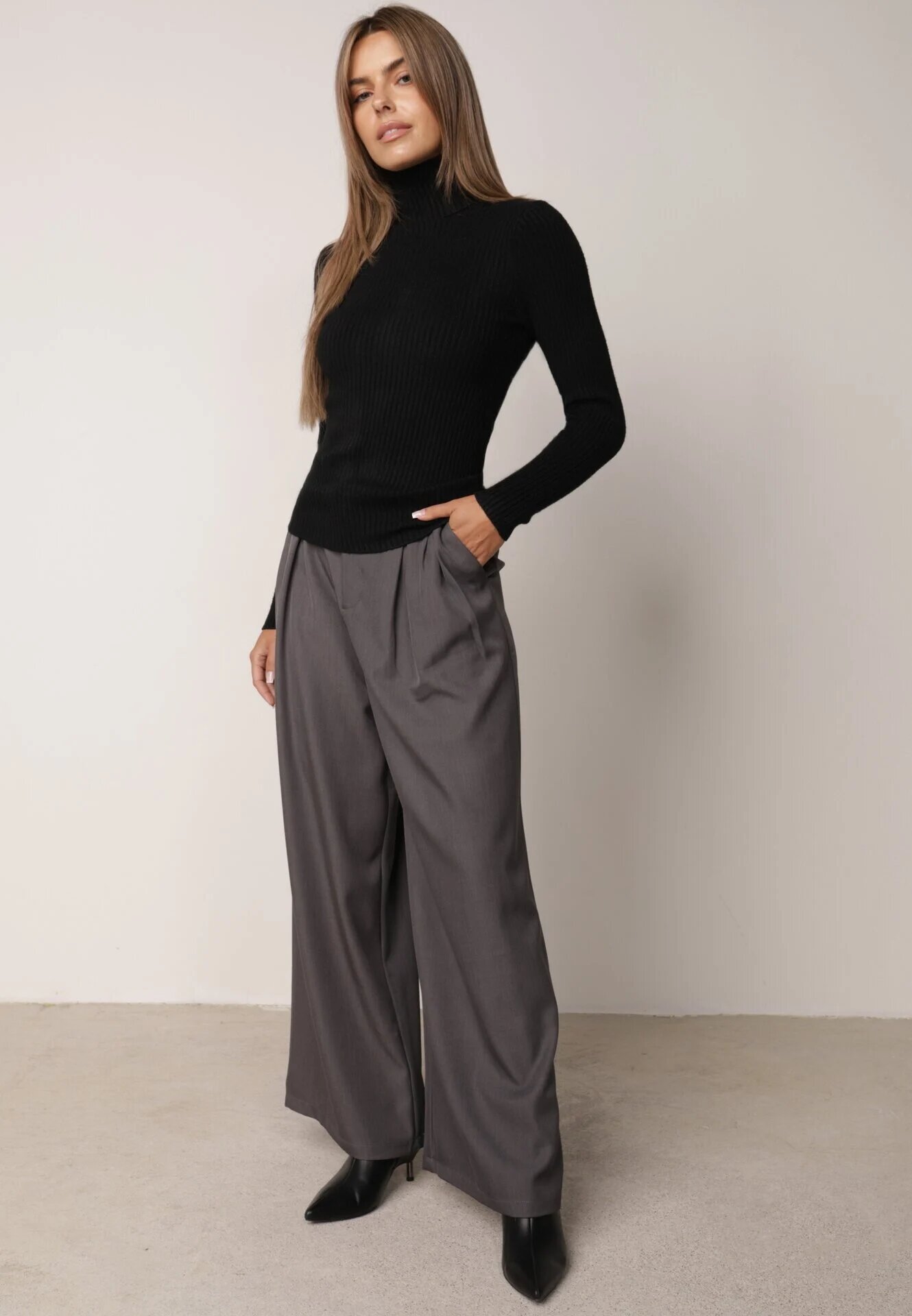 j&x Asortat elastic cu guler înalt din bumbac din tricot reiat Sindhe Negru