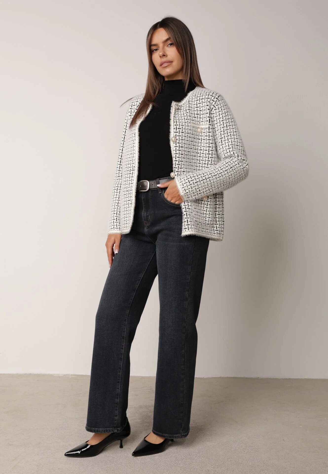 j&x Cardigan cu adaos de lână cu model geometric cu nasturi decorativi din imitație de perle Kasandra Alb