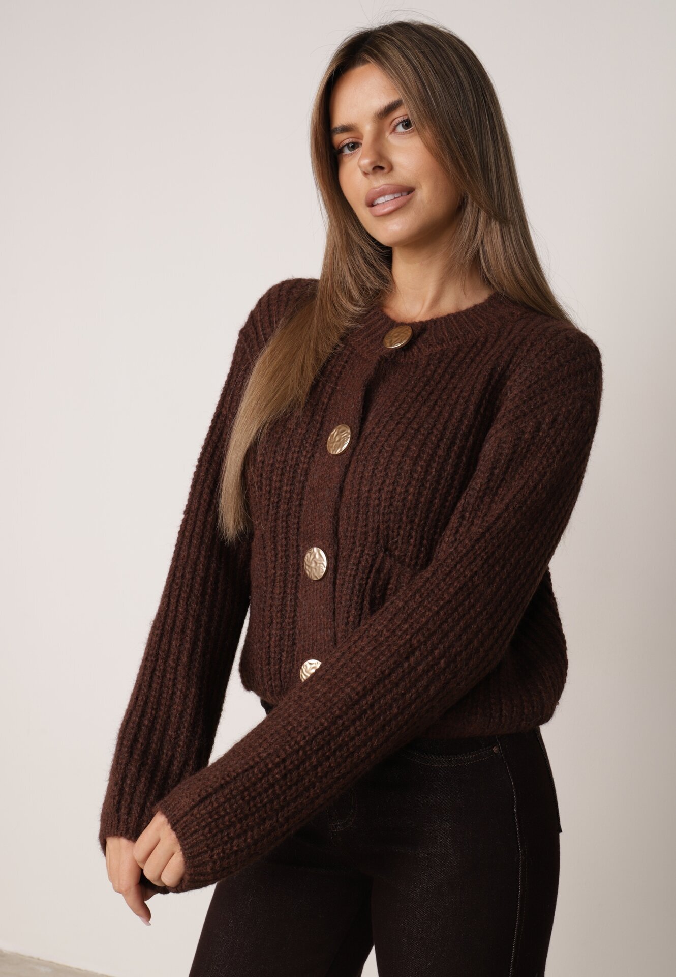j&x Cardigan cu buzunare și nasturi aurii cu lână Aromi Maro