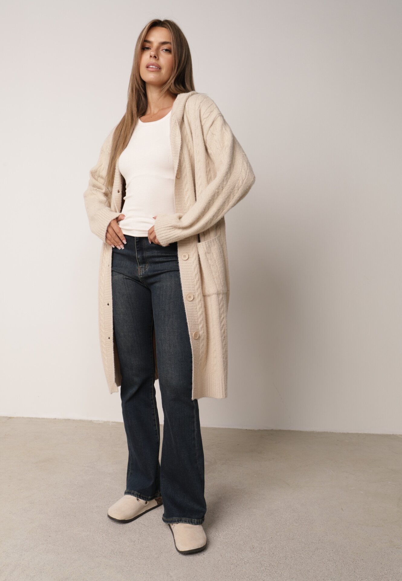 j&x Cardigan lung descheiat cu bumbac lână și glugă cu împletituri Jadani Bej