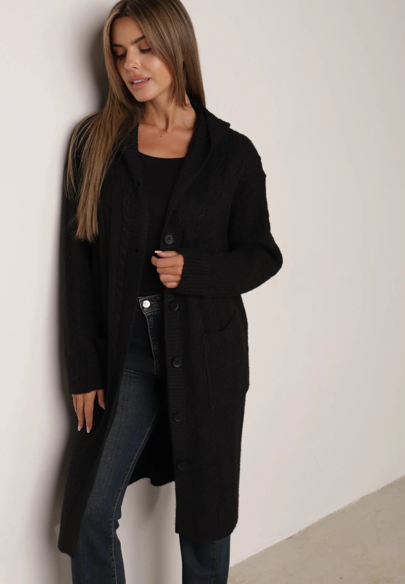 j&x Cardigan lung descheiat cu bumbac lână și glugă cu împletituri Jadani Negru