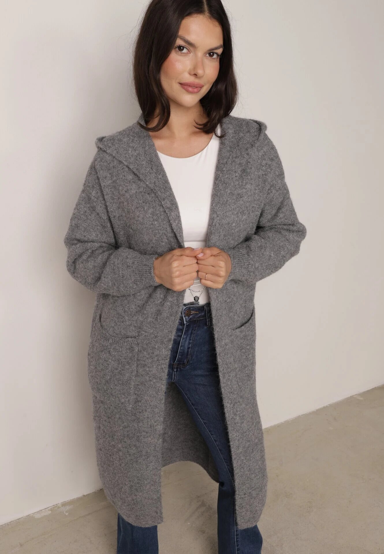 j&x Cardigan lung fără închidere cu lână cu glugă și broșă decorativă Saromia Gri