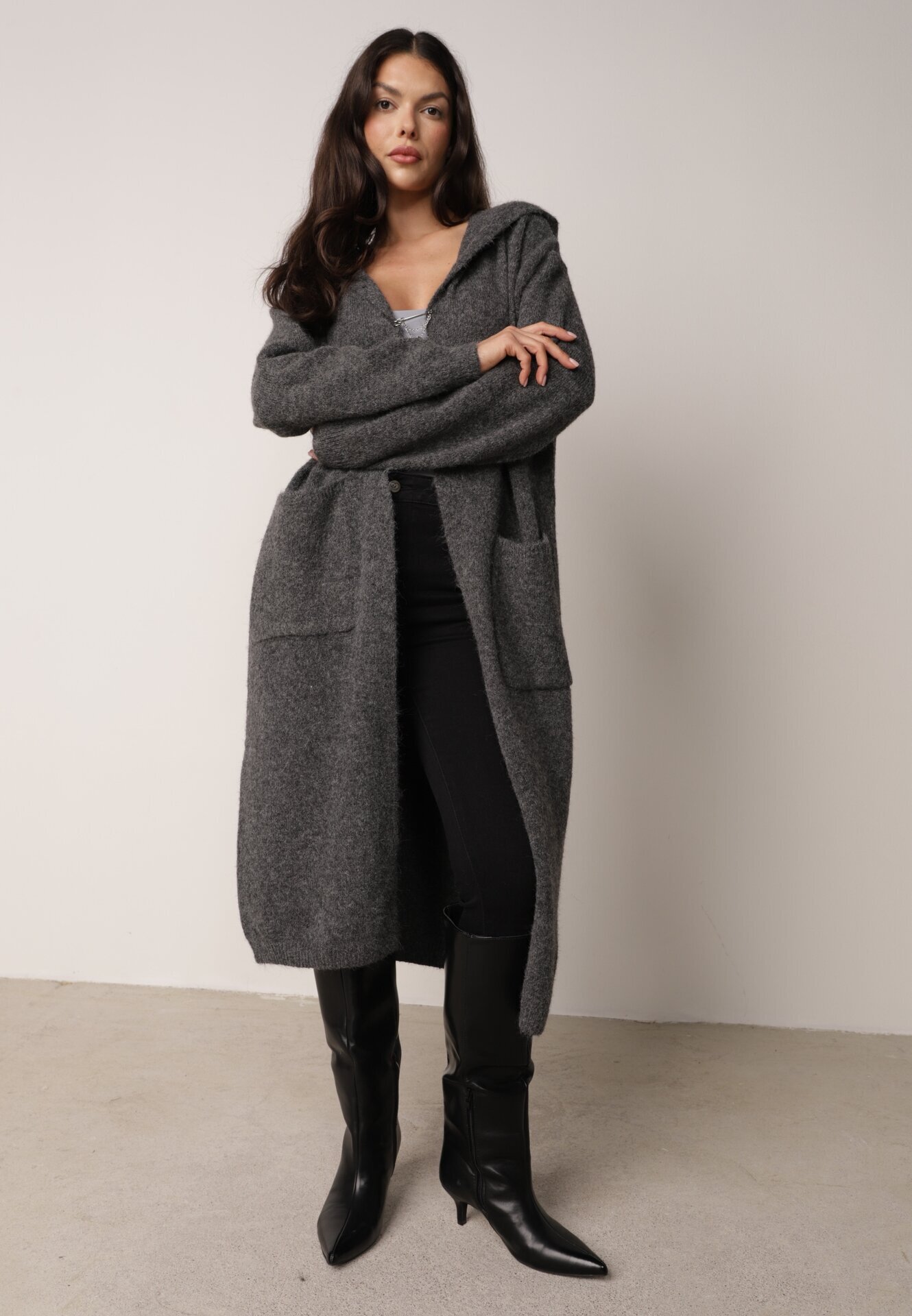 j&x Cardigan lung fără închidere cu lână cu glugă și broșă decorativă Saromia Gri închis