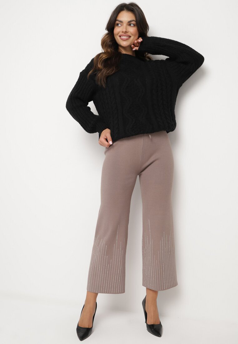 j&x Pantaloni maro deschis largi cu talie înaltă și elastic în talie decorați cu strasuri Saviane