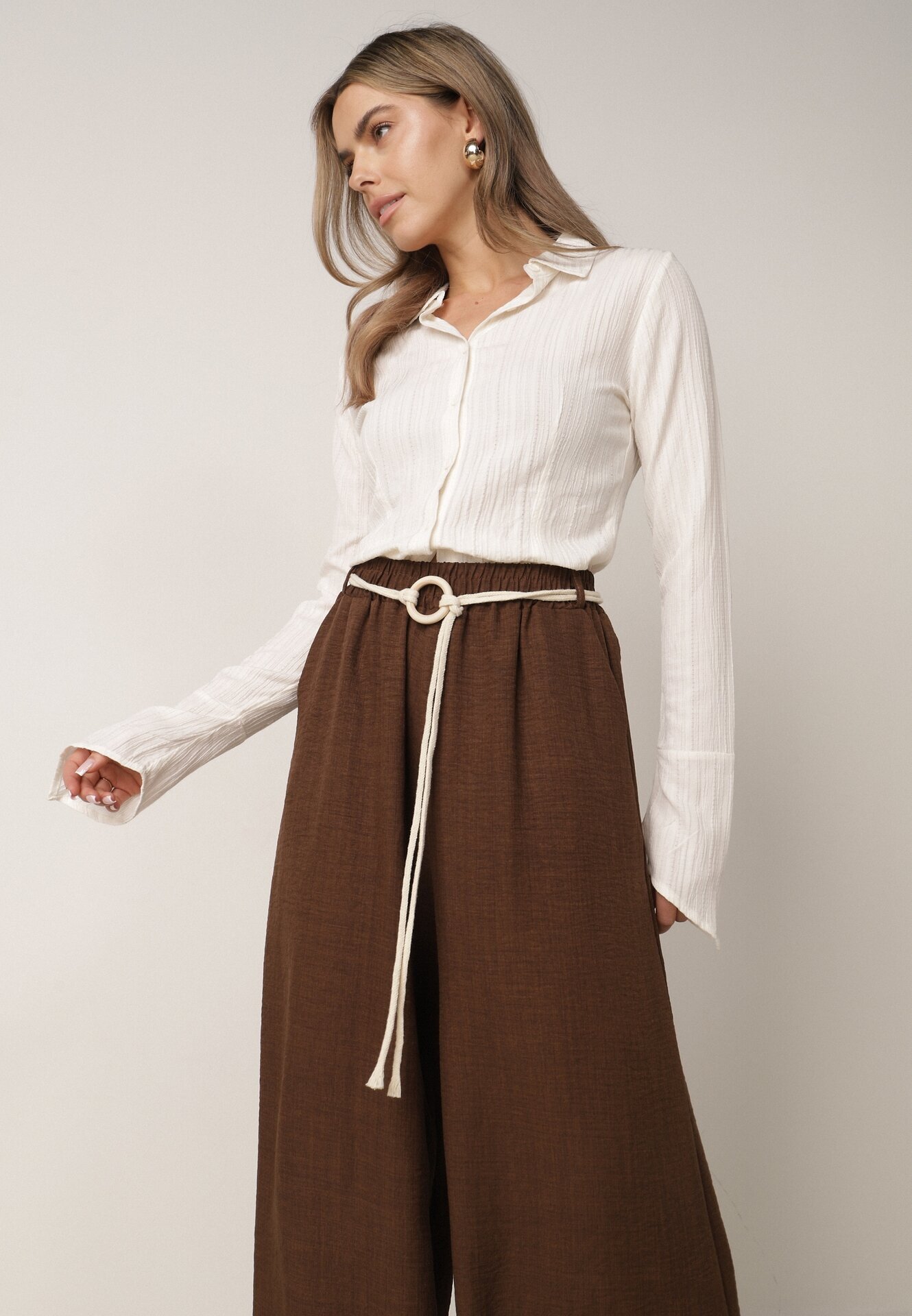 j&x Pantaloni palazzo largi din vâscoză cu talie înaltă și șnur Calamia Maro