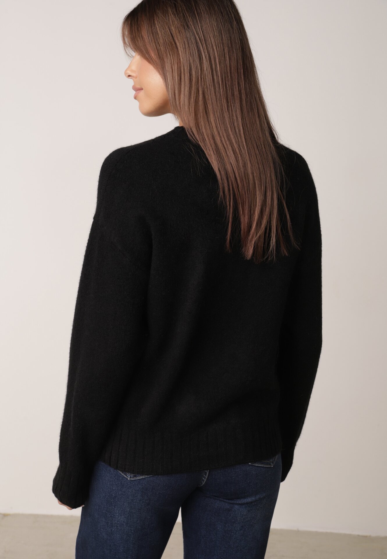 j&x Pulover Clasic cu Lână și Bumbac Decorat cu Broderie în Formă de Inimioare Agastina Negru