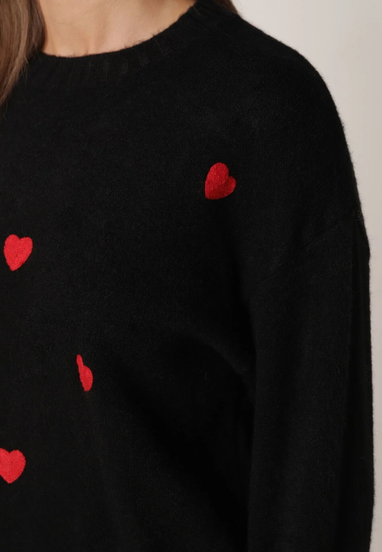 j&x Pulover Clasic cu Lână și Bumbac Decorat cu Broderie în Formă de Inimioare Agastina Negru