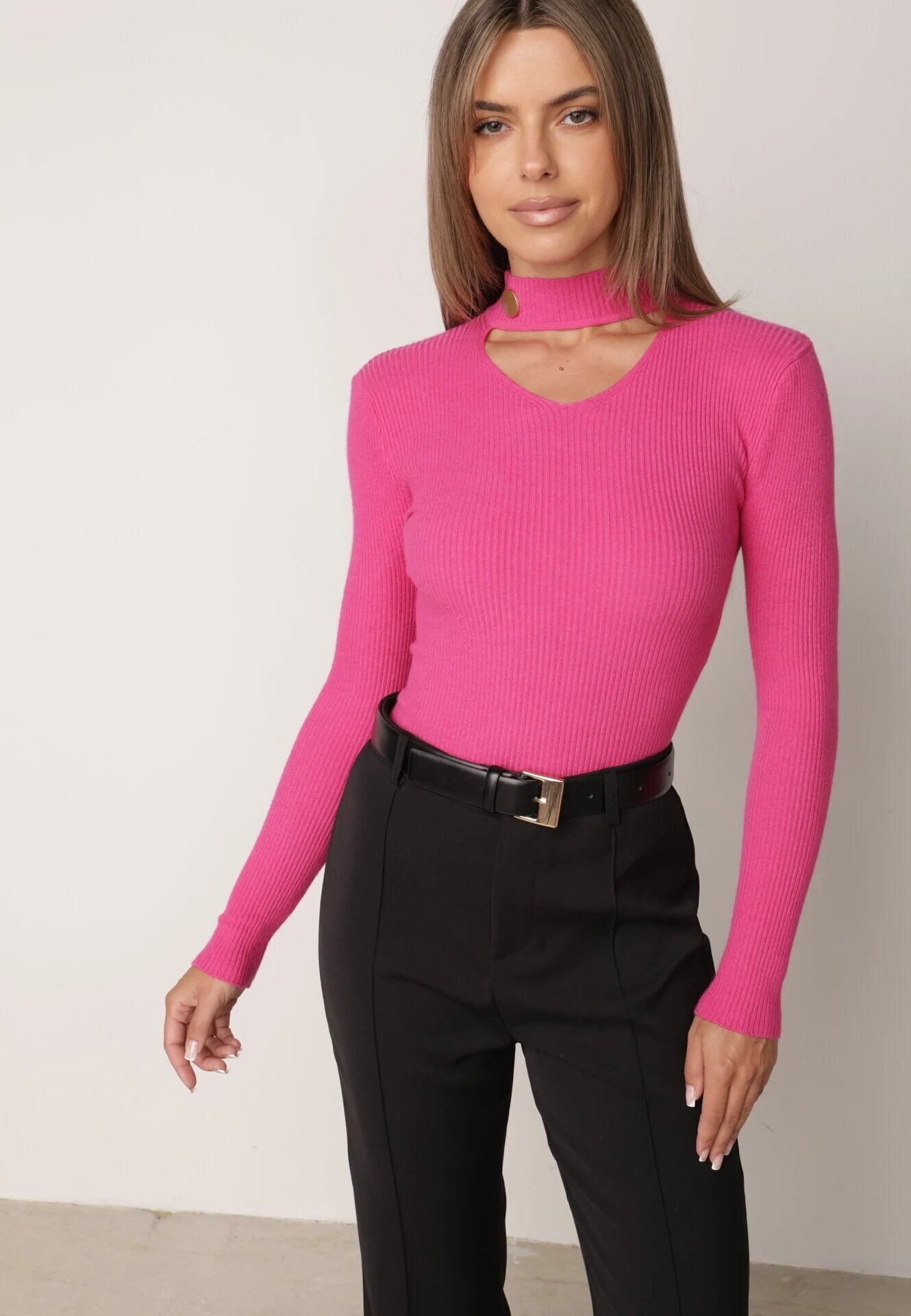 j&x Pulover cu guler înalt reiat din bumbac cu decupaj distinctiv în față Anwesa Fucsia
